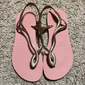 Havaianas Women's Sandals in Pink and Tan Size 7